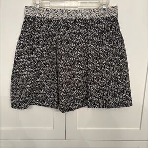 Banana Republic Black and White Mini Skirt